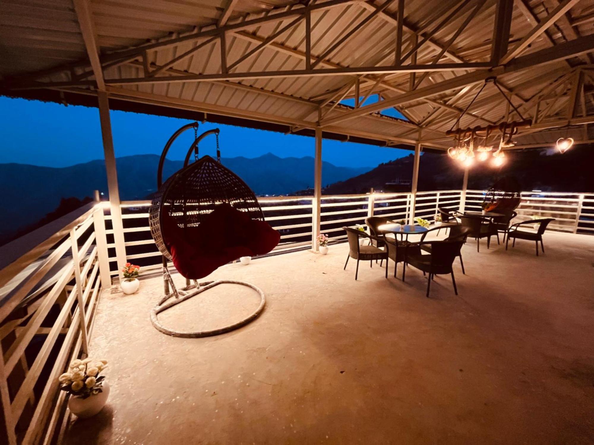 Sitara Hotel & Resort In The Lap Of Nature, 穆索里 外观 照片