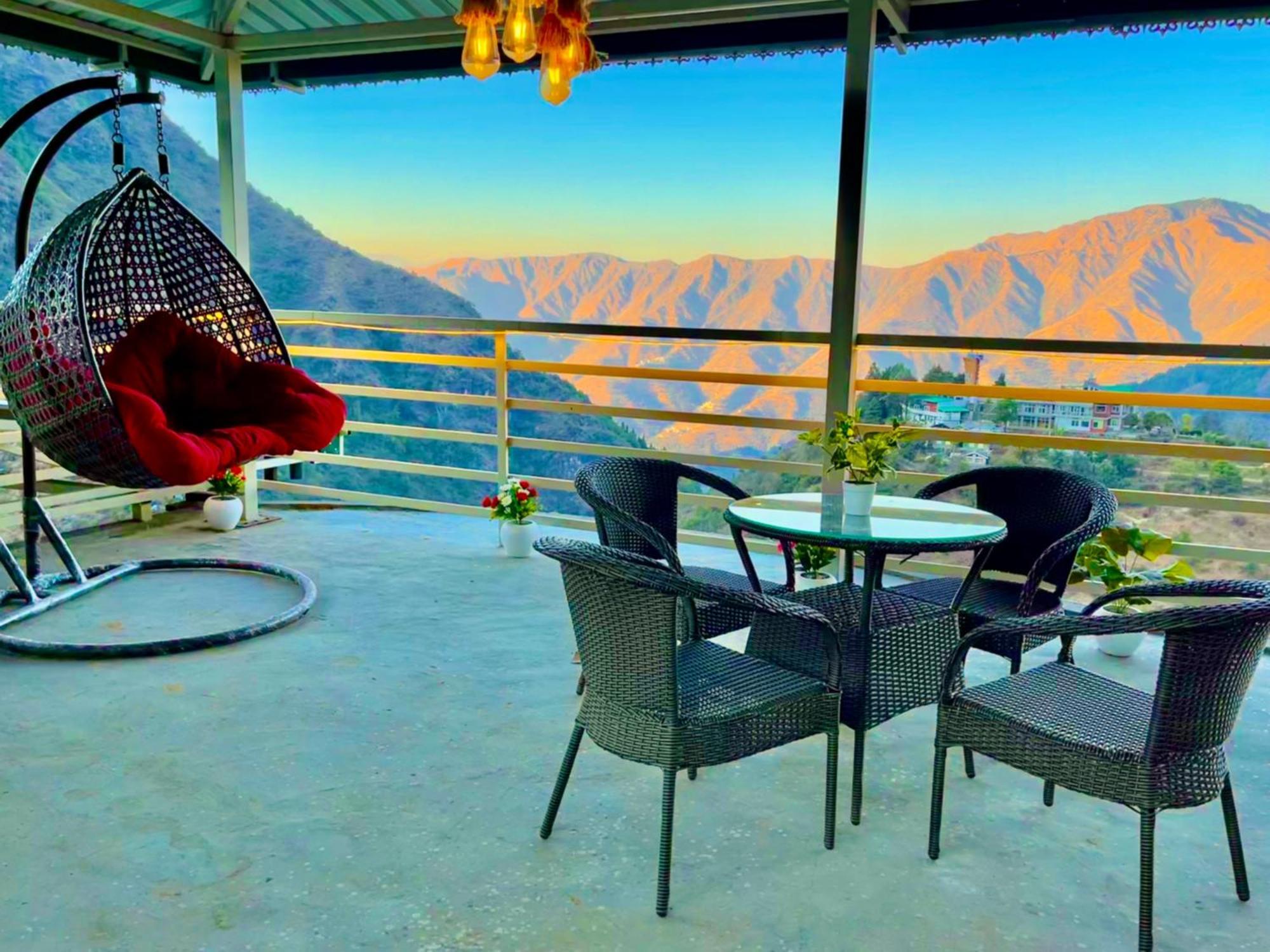 Sitara Hotel & Resort In The Lap Of Nature, 穆索里 外观 照片