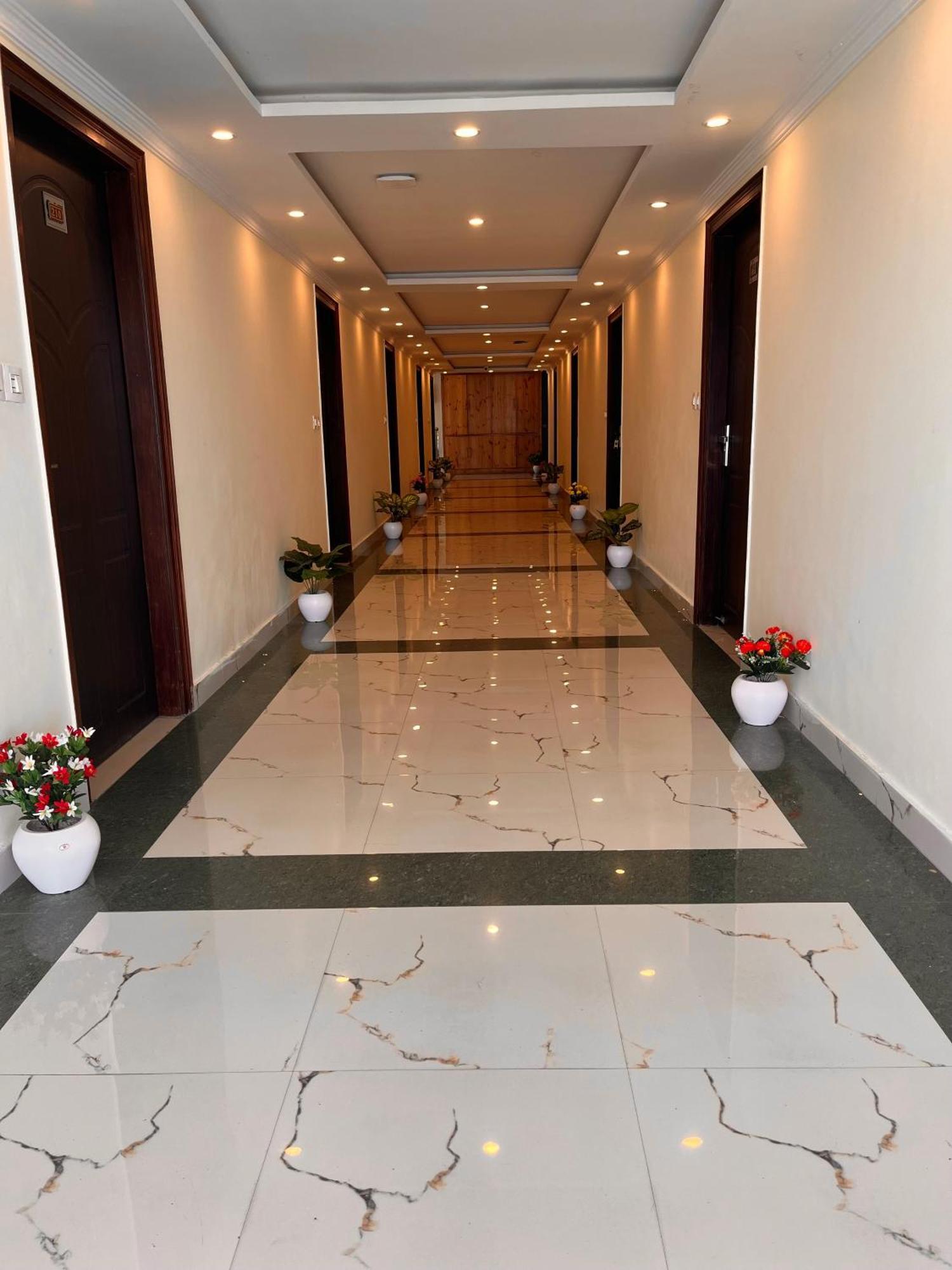 Sitara Hotel & Resort In The Lap Of Nature, 穆索里 外观 照片
