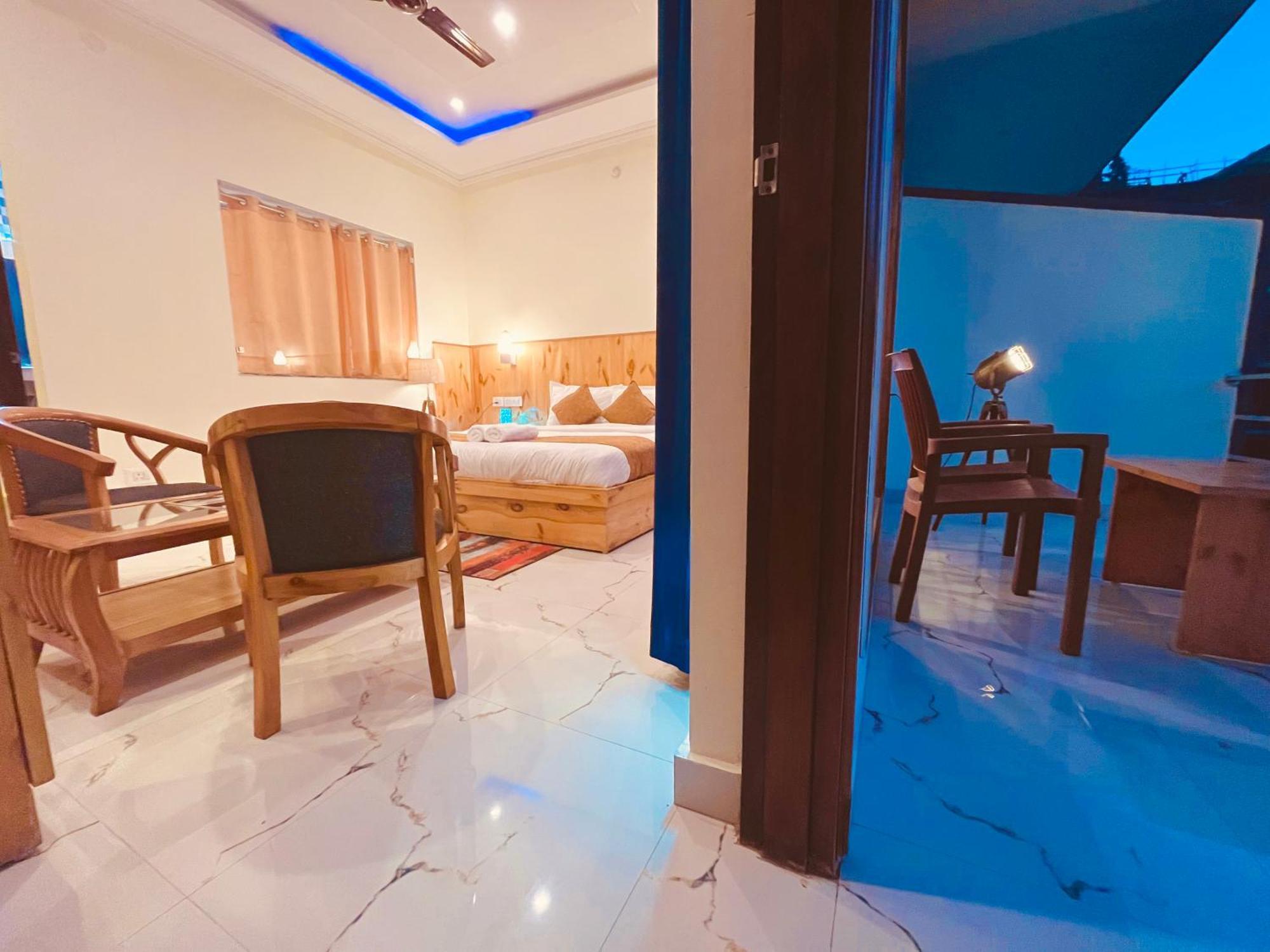 Sitara Hotel & Resort In The Lap Of Nature, 穆索里 外观 照片
