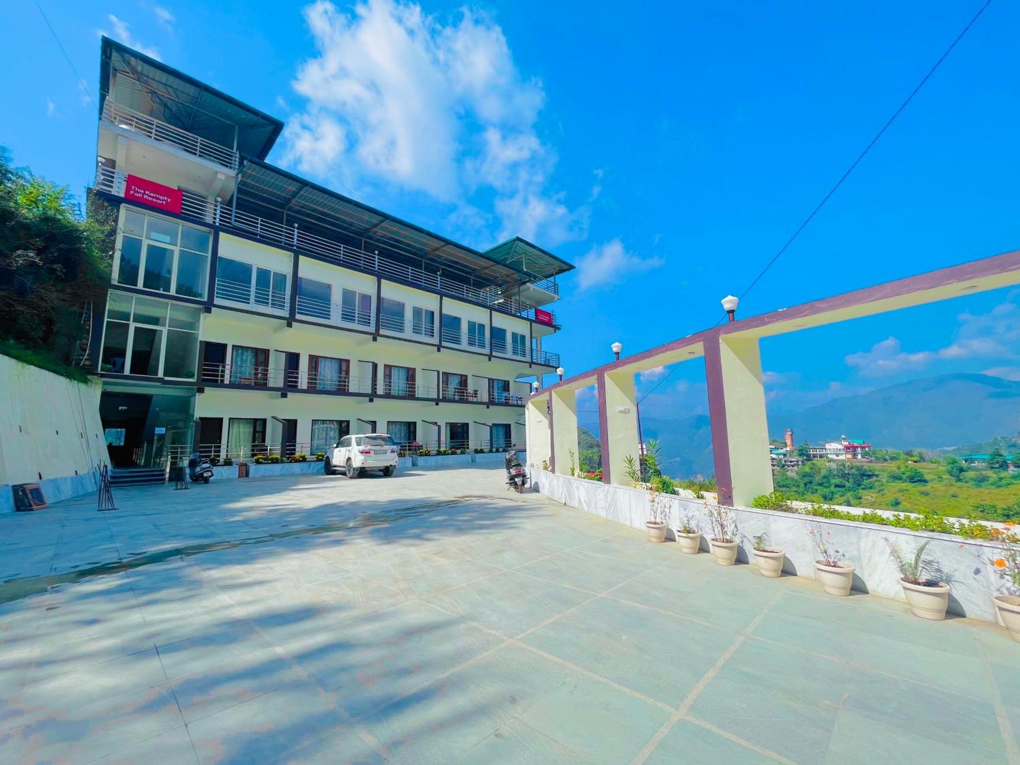 Sitara Hotel & Resort In The Lap Of Nature, 穆索里 外观 照片
