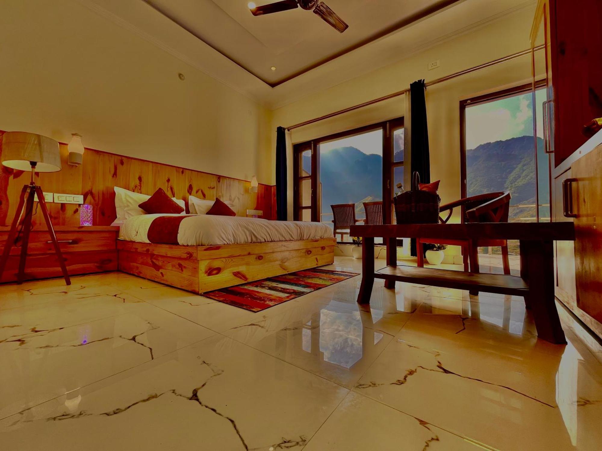 Sitara Hotel & Resort In The Lap Of Nature, 穆索里 外观 照片